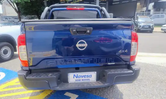 NISSAN-FRONTIER-2024