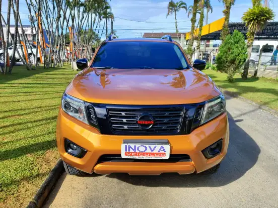 NISSAN-FRONTIER-2.3 16V TURBO DIESEL LE CD 4X4 AUTOMÁTICO NISSAN-FRONTIER-2017