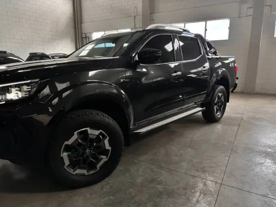 NISSAN-FRONTIER-2024