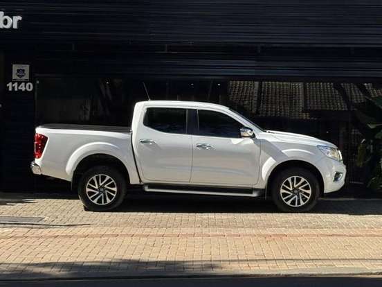 NISSAN-FRONTIER-2020