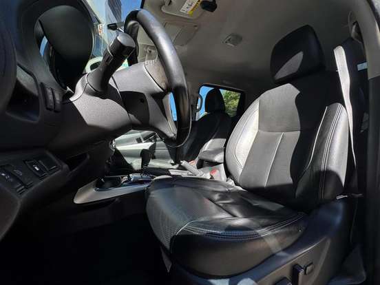 NISSAN-FRONTIER-2020