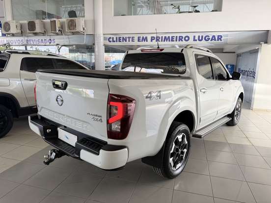 NISSAN-FRONTIER-2022
