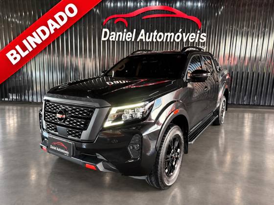 NISSAN FRONTIER 2.3 16V TURBO DIESEL PRO4X CD 4X4 AUTOMÁTICO