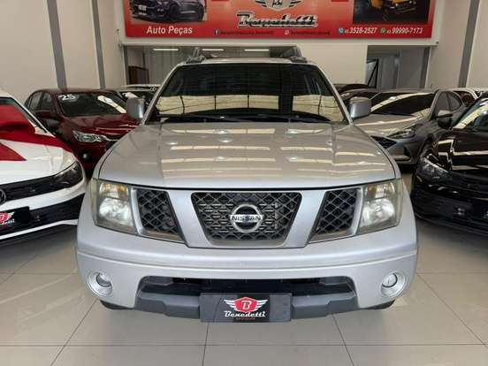 NISSAN-FRONTIER-2012