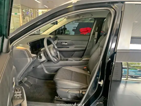 NISSAN-KICKS-2025