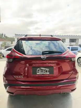 NISSAN-KICKS-2023
