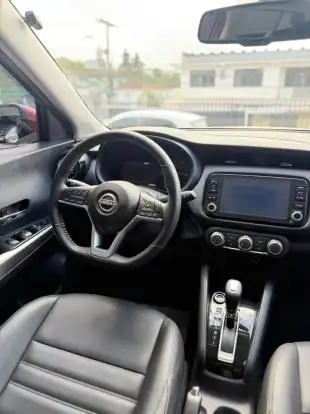 NISSAN-KICKS-2023