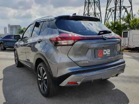 NISSAN-KICKS-2024