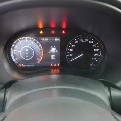 NISSAN-KICKS-2023