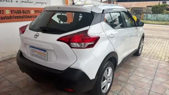 NISSAN-KICKS-2020