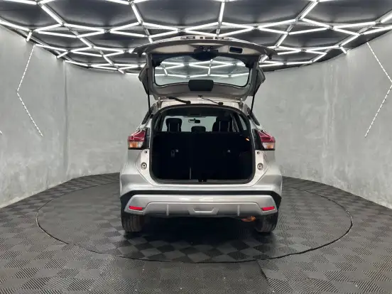 NISSAN-KICKS-2024