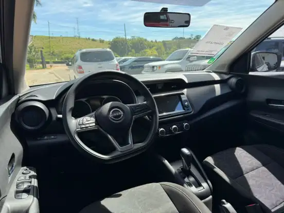 NISSAN-KICKS-2024