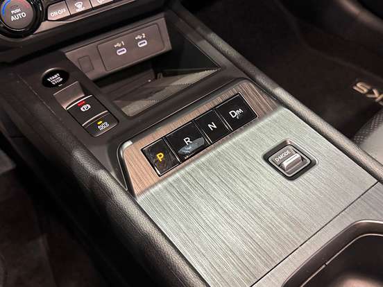 NISSAN-KICKS-2025