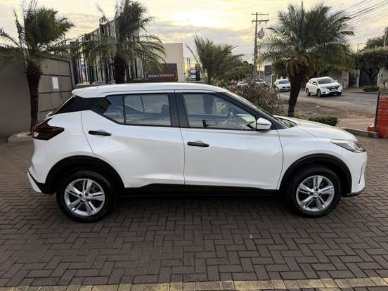 NISSAN-KICKS-1.6 16V FLEXSTART ACTIVE XTRONIC NISSAN-KICKS-2024