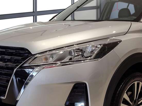 NISSAN-KICKS-2023