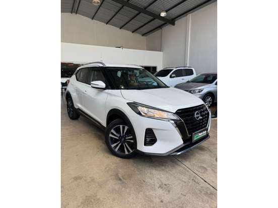 NISSAN-KICKS-2023