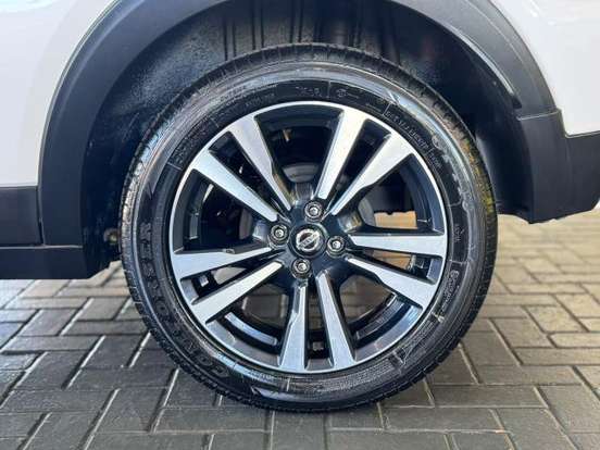 NISSAN-KICKS-2024