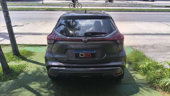 NISSAN-KICKS-2023