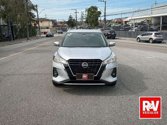 NISSAN-KICKS-2023