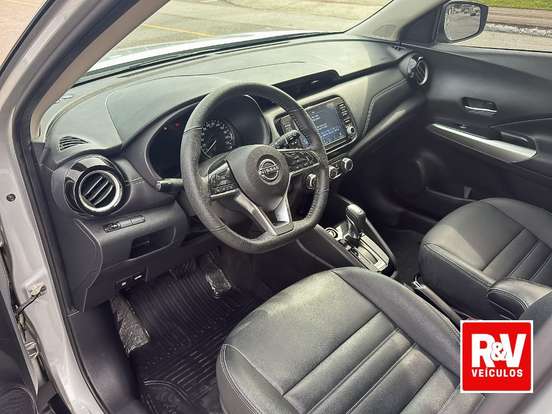 NISSAN-KICKS-2023