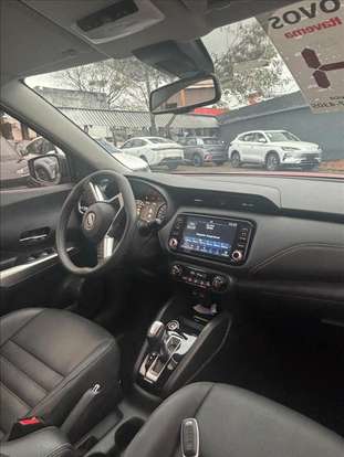 NISSAN-KICKS-2024