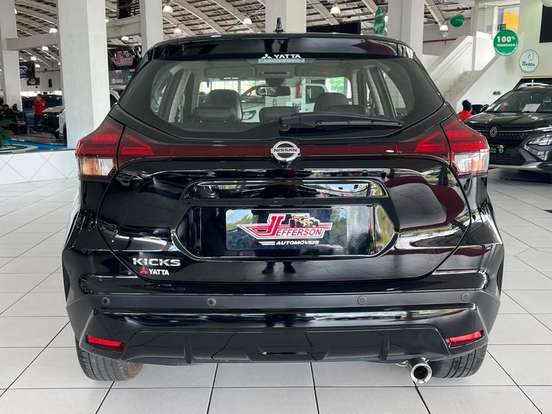 NISSAN-KICKS-2021
