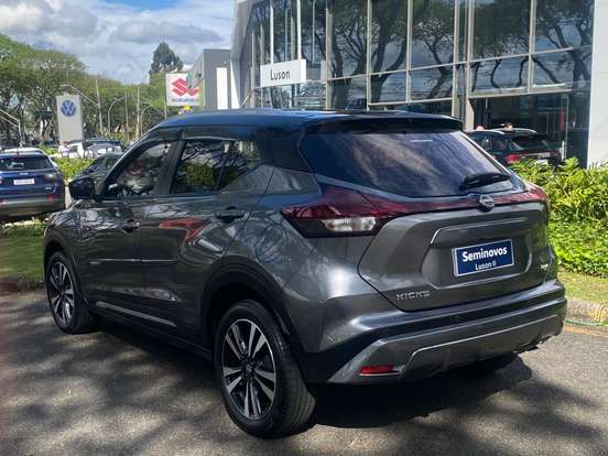 NISSAN-KICKS-2024