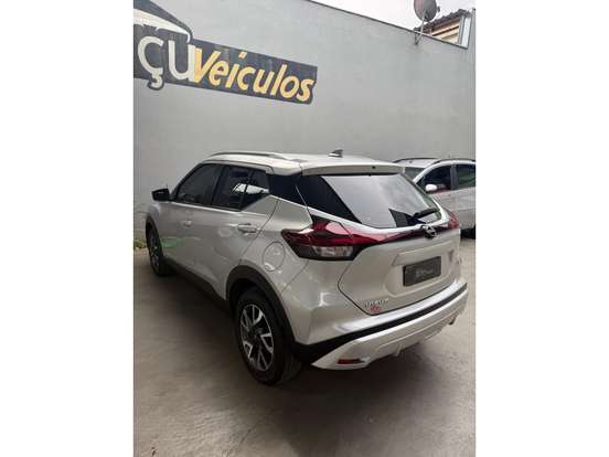 NISSAN-KICKS-2024