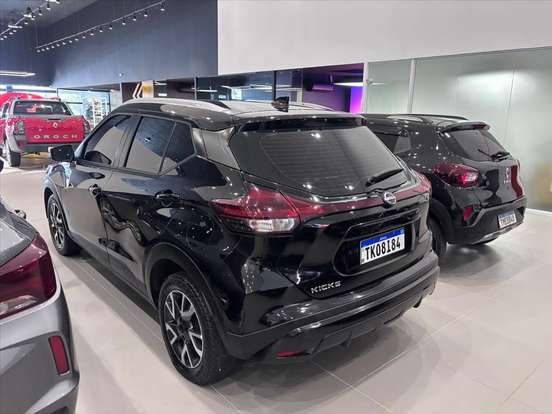 NISSAN-KICKS-2024