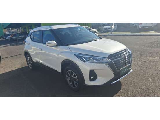 NISSAN-KICKS-2023