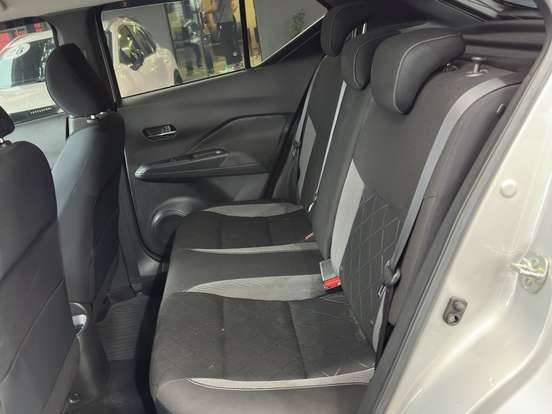 NISSAN-KICKS-1.6 16V FLEXSTART SV 4P XTRONIC NISSAN-KICKS-2020