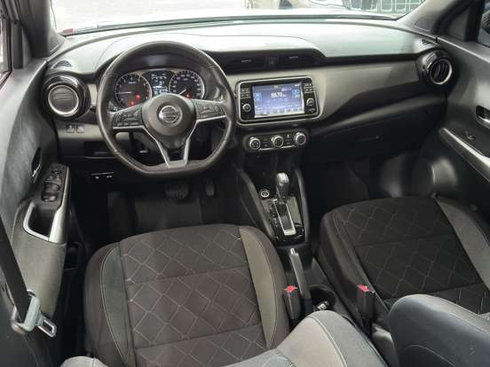 NISSAN-KICKS-2020