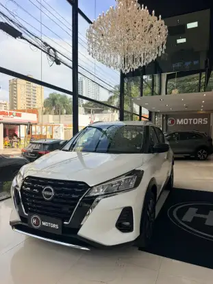 NISSAN-KICKS PLAY-2025