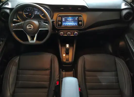 NISSAN-KICKS PLAY-2025