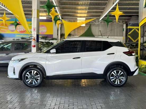 NISSAN-KICKS PLAY-2025