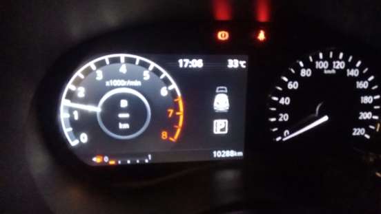 NISSAN-KICKS PLAY-2025