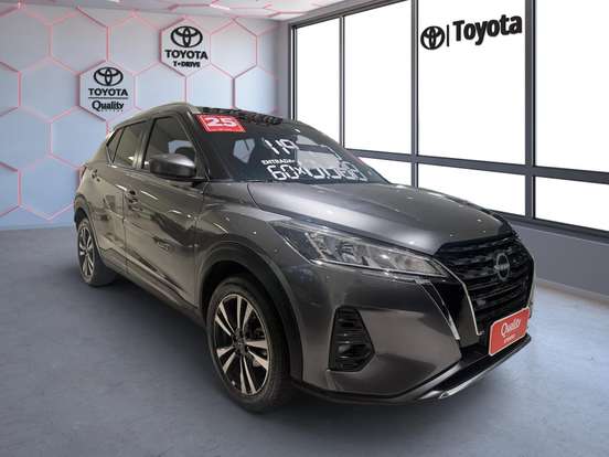 NISSAN-KICKS PLAY-2025