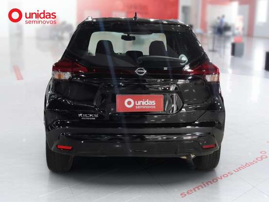 NISSAN-KICKS PLAY-2025