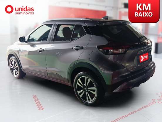 NISSAN-KICKS PLAY-2025