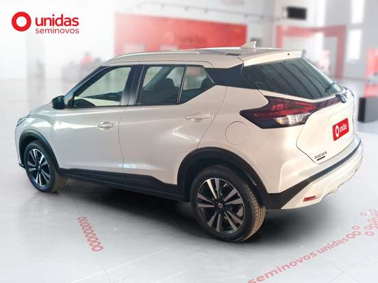 NISSAN-KICKS PLAY-2025