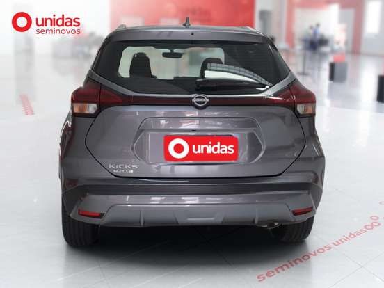 NISSAN-KICKS PLAY-2025
