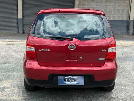 NISSAN-LIVINA-2009