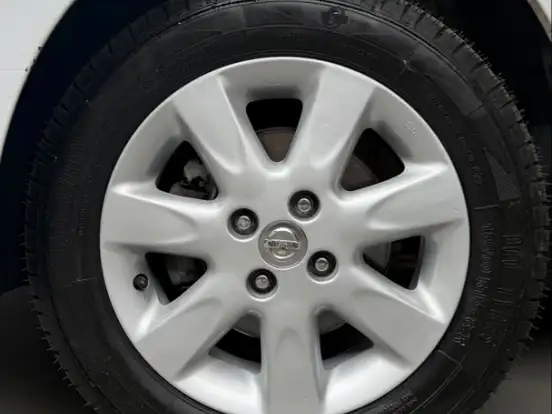 NISSAN-MARCH-1.6 SV 16V FLEX 4P MANUAL NISSAN-MARCH-2013