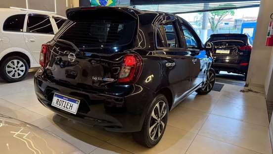 NISSAN-MARCH-2017