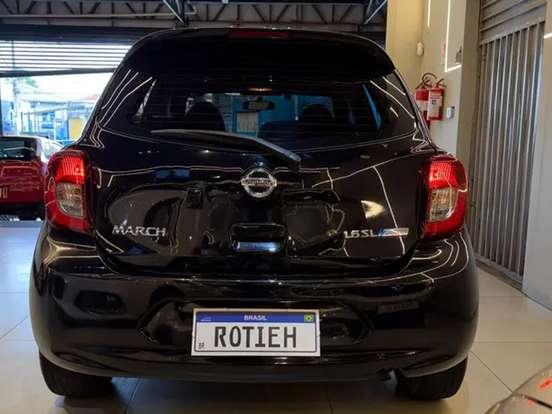 NISSAN-MARCH-1.6 SL 16V FLEX 4P XTRONIC NISSAN-MARCH-2017