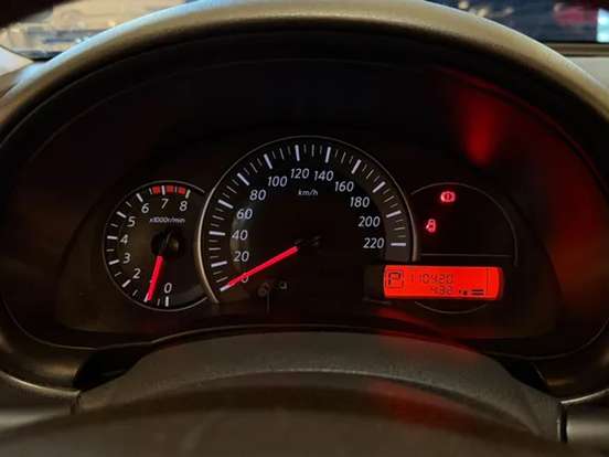 NISSAN-MARCH-1.6 SL 16V FLEX 4P XTRONIC NISSAN-MARCH-2017