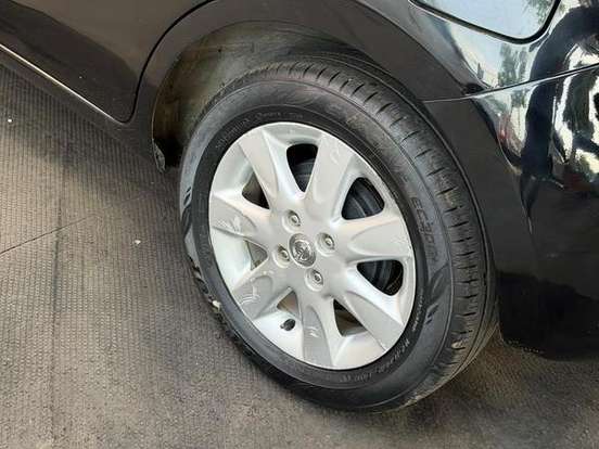 NISSAN-MARCH-1.6 SV 16V FLEX 4P MANUAL NISSAN-MARCH-2012
