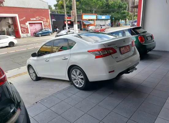 NISSAN-SENTRA-2013