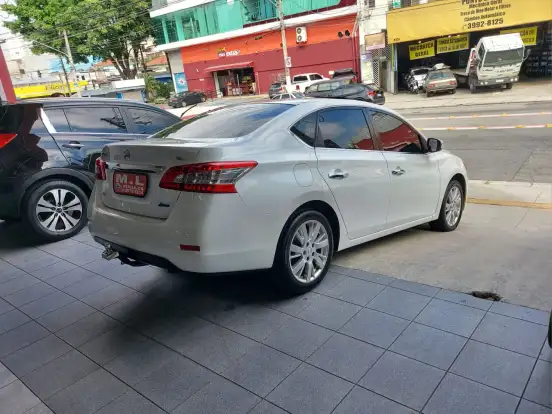 NISSAN-SENTRA-2.0 SL 16V FLEX 4P AUTOMÁTICO NISSAN-SENTRA-2013