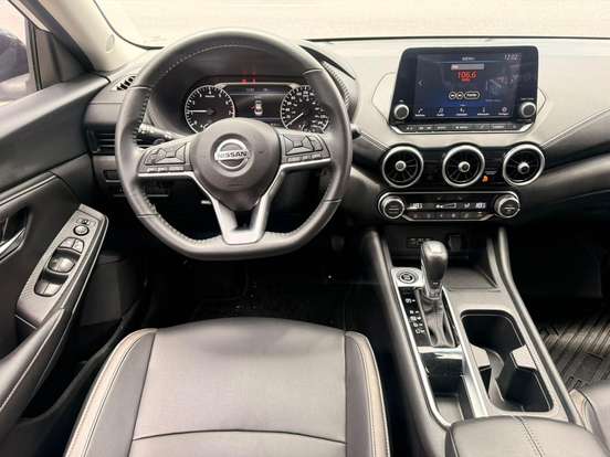 NISSAN-SENTRA-2023